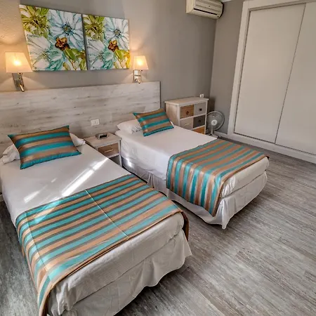 Ona Brisas Aparthotel 3*